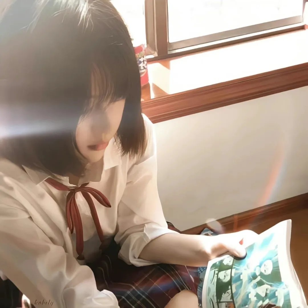 她似光芒举世无双